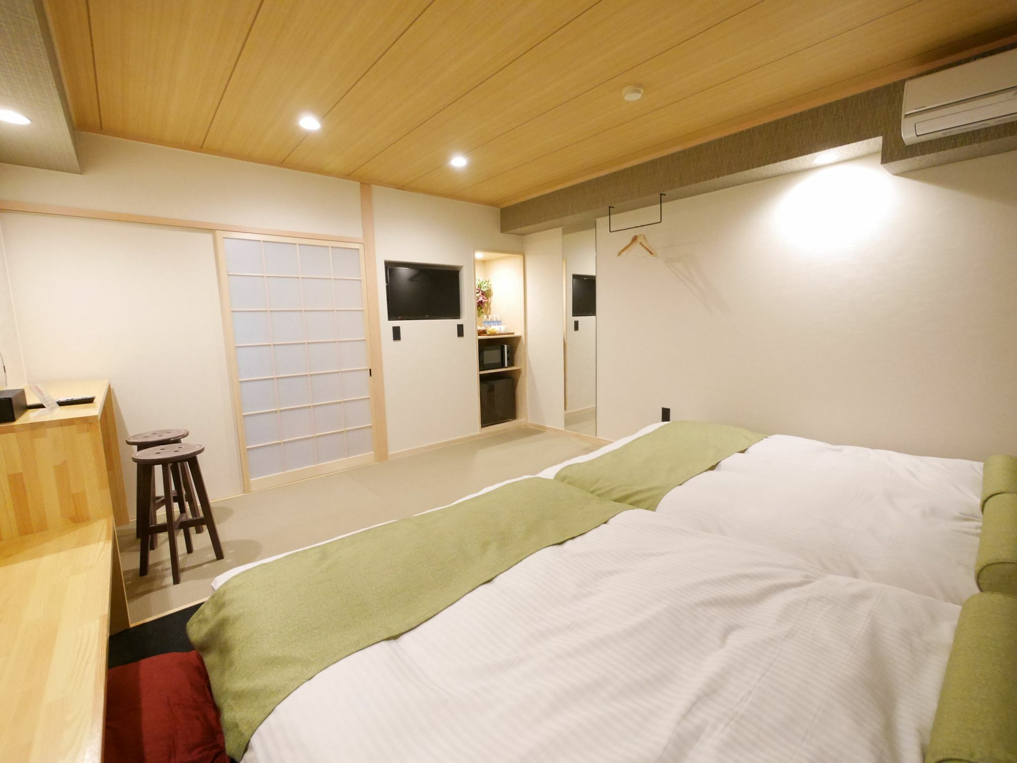 Ookini Hotels Shinsaibashi Sennencho Apartment Осака Экстерьер фото